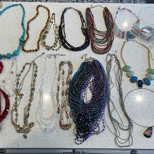 Lot of 30+ Necklaces